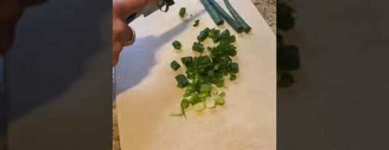Growing Green Onions Is So Easy 😱 #shorts #gardening #vegetablegarden #vegetablegardening #health