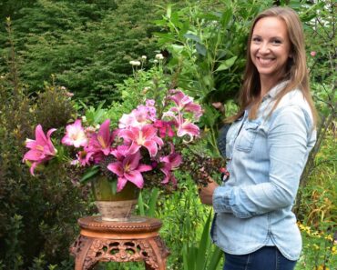 Best Foliage Shrubs for a Cut Flower Garden // Northlawn Flower Farms
